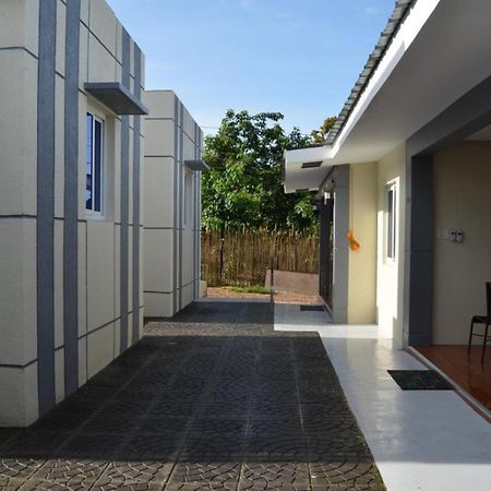 קורון Abrhys Ridge Inn מראה חיצוני תמונה