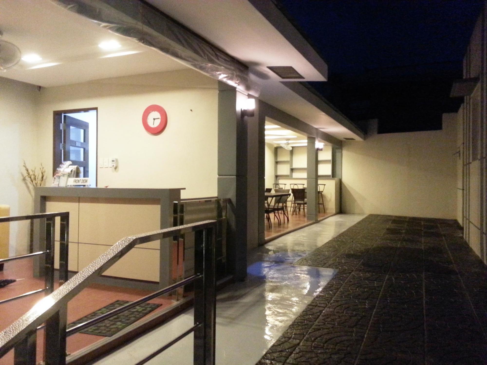 קורון Abrhys Ridge Inn מראה חיצוני תמונה