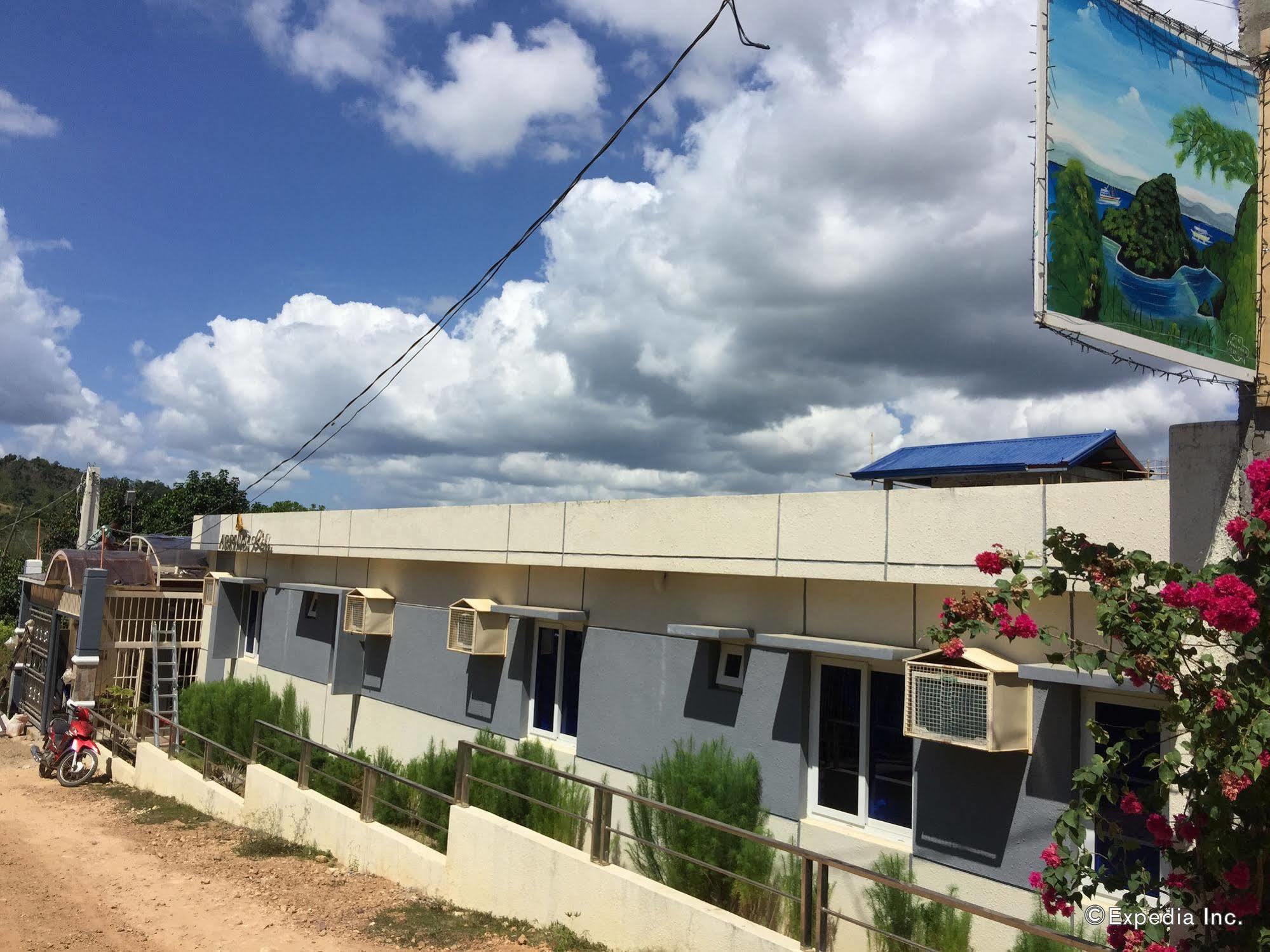 קורון Abrhys Ridge Inn מראה חיצוני תמונה