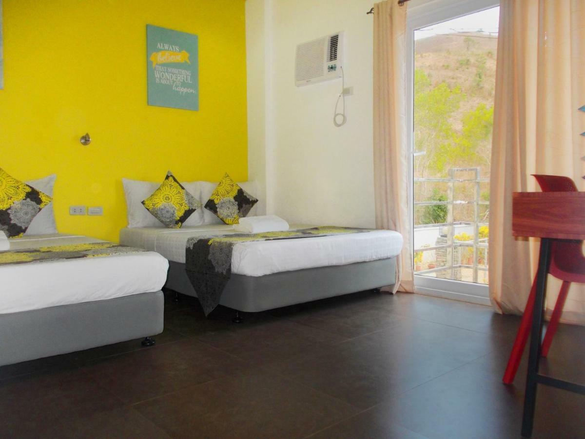 קורון Abrhys Ridge Inn מראה חיצוני תמונה