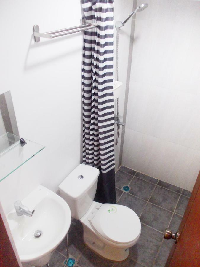 קורון Abrhys Ridge Inn מראה חיצוני תמונה