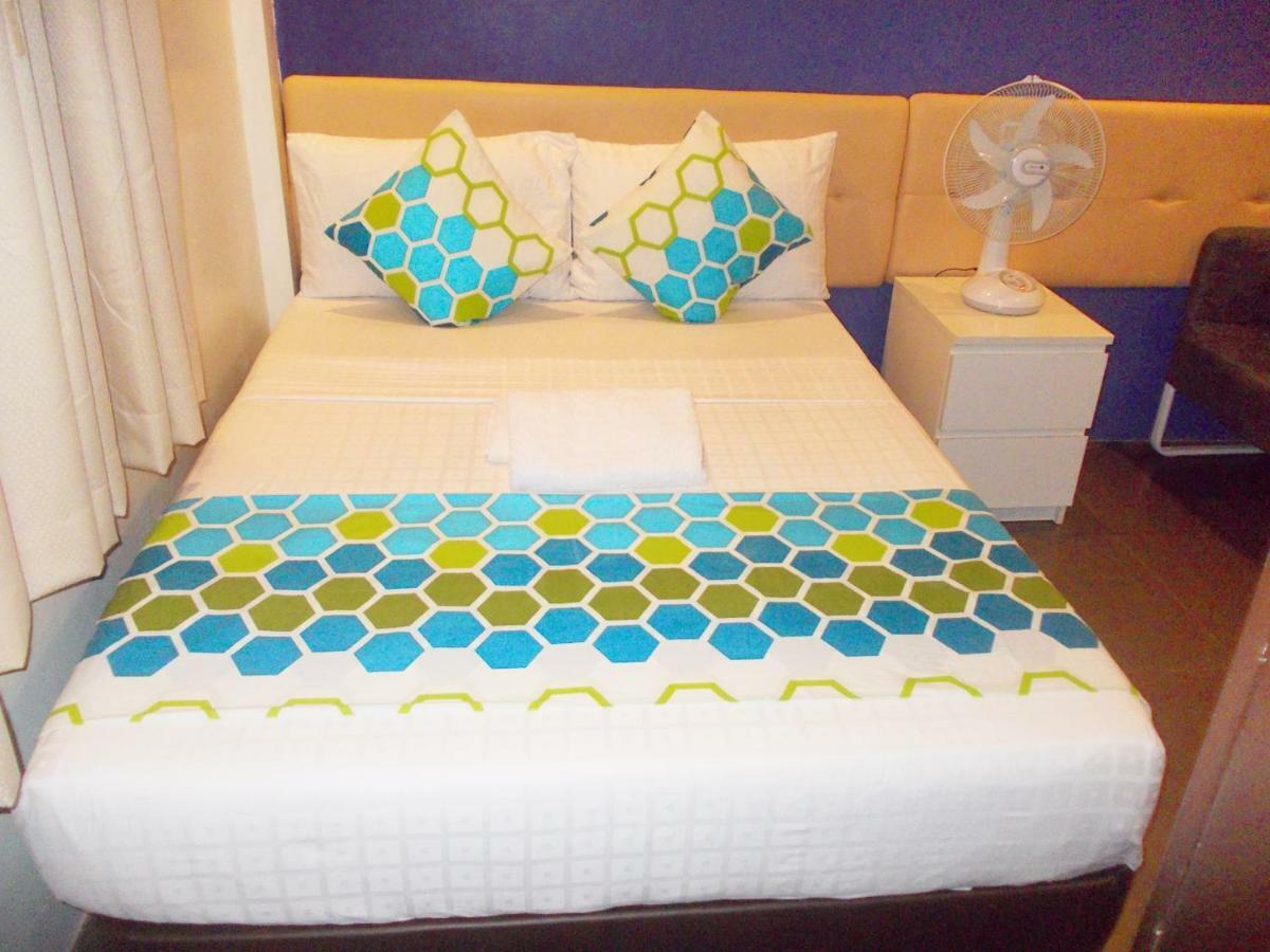 קורון Abrhys Ridge Inn מראה חיצוני תמונה