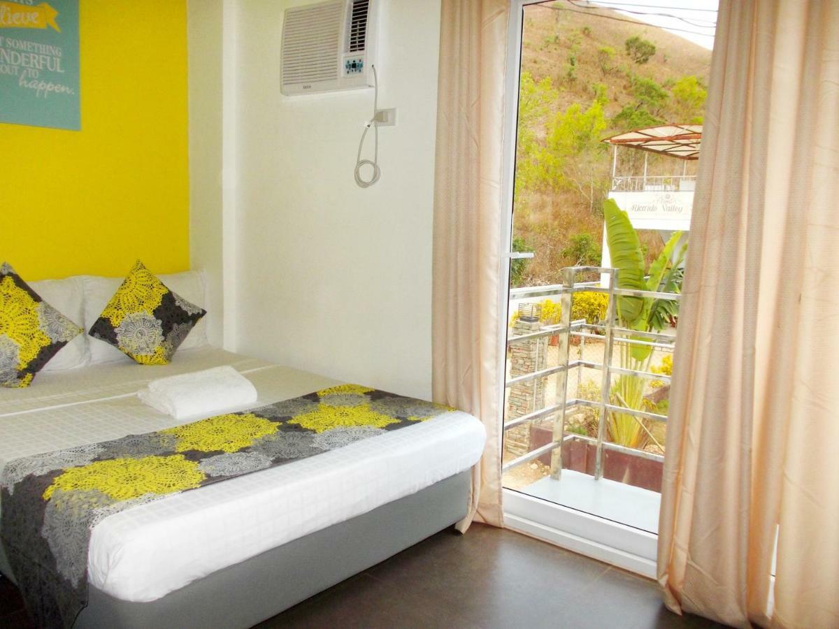 קורון Abrhys Ridge Inn מראה חיצוני תמונה